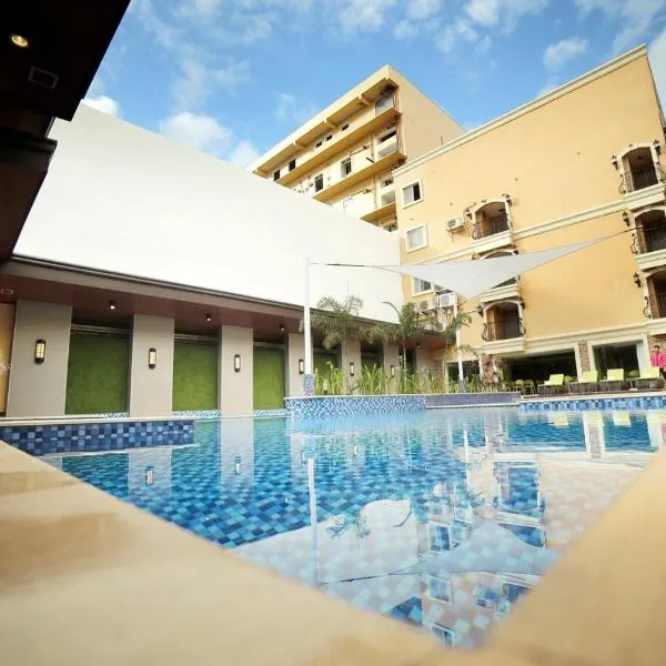 나가에 위치한 호텔 빌라 카세레스 호텔