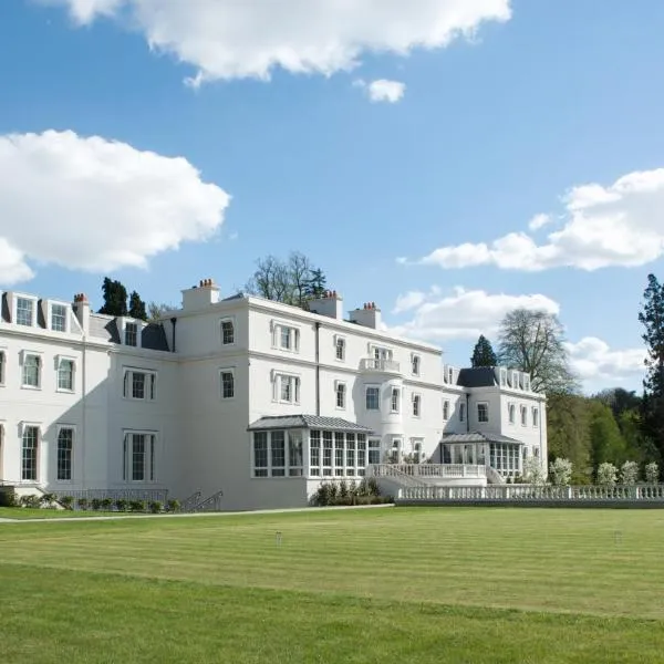 Coworth Park - Dorchester Collection, hotel in Ottershaw