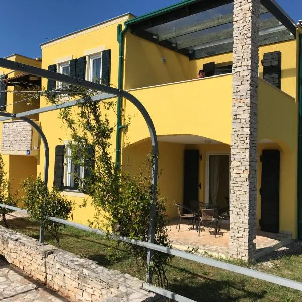 Villas Faro, hotel a Bašanija (Bassania)