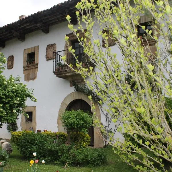 Casona de Treviño, hotel en Llánaves de la Reina