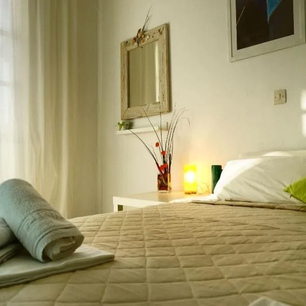 Georgios Milos, hotel v destinácii Adamas
