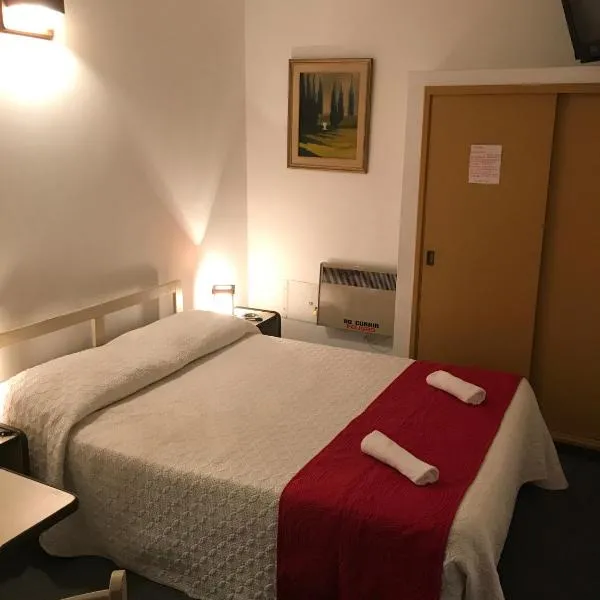 Hotel Antares, hotel in Montevideo