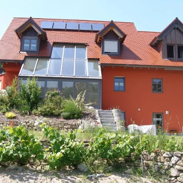 Ferienwohnung Stettfeld, hotel v destinaci Stettfeld