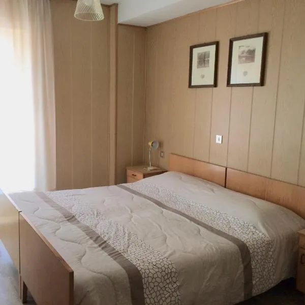 Garnì Serena, viešbutis mieste Kanacėjus