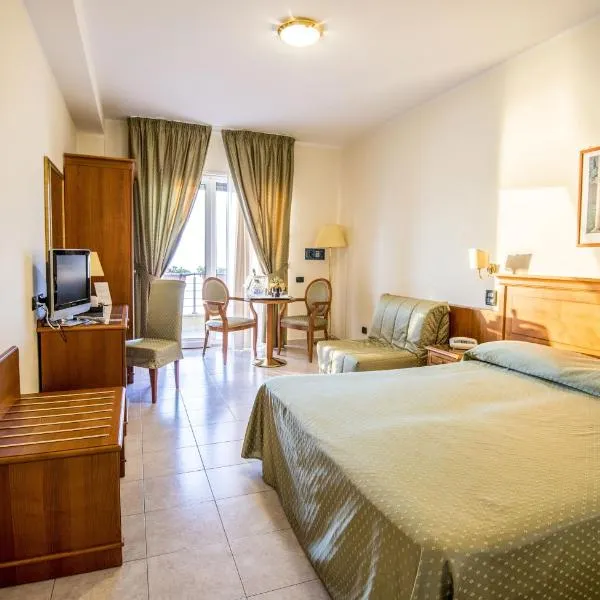 Grand Hotel Victoria, hotel v destinácii Bagnara Calabra