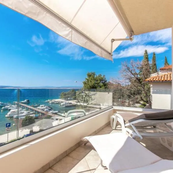 Apartments Sax, ξενοδοχείο σε Crikvenica