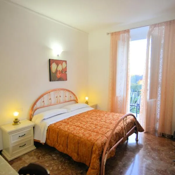 Affittacamere Agata, hotel v Levantu