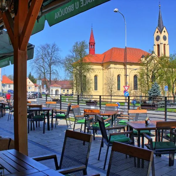 Penzion U Broucka, hotel in Kučeř