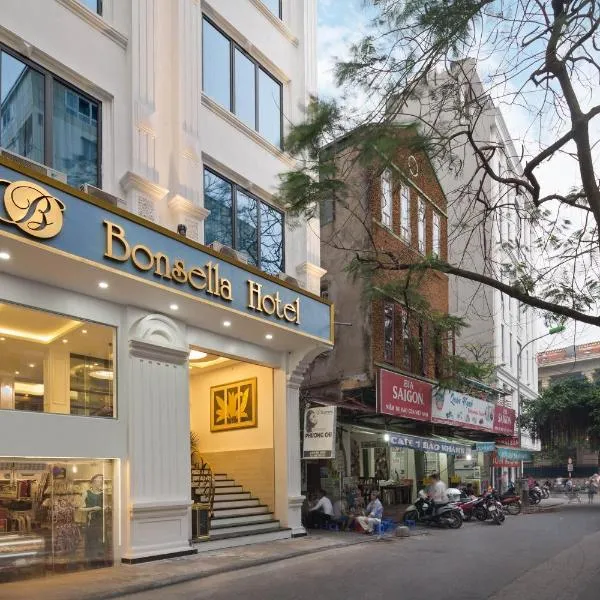 Bonsella Hotel โรงแรมในThuận Tốn