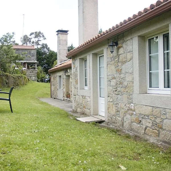 Casa Playa de Balares, hotel v destinácii Neaño