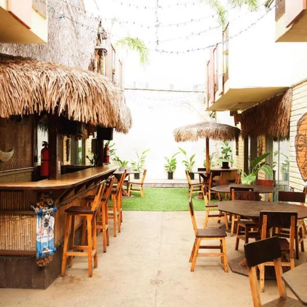 Banana Bungalow West Hollywood Hotel & Hostel, hotel en Los Ángeles