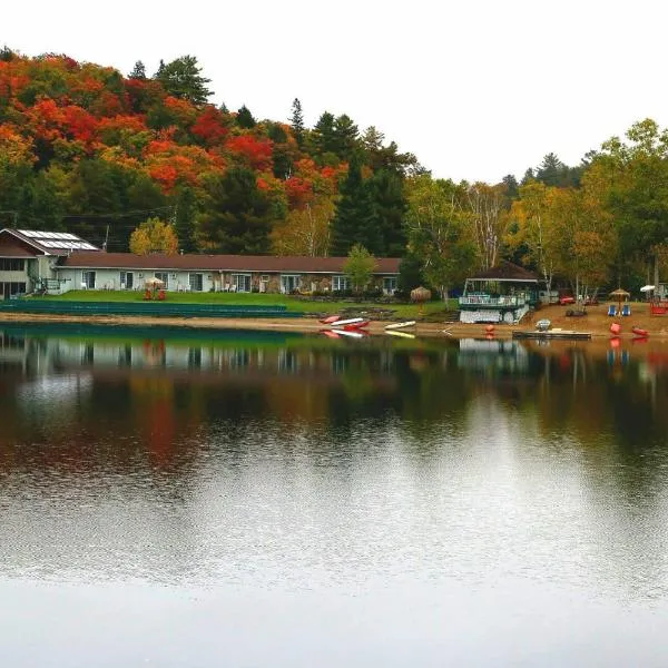 Algonquin Lakeside Inn, hotel en Dwight