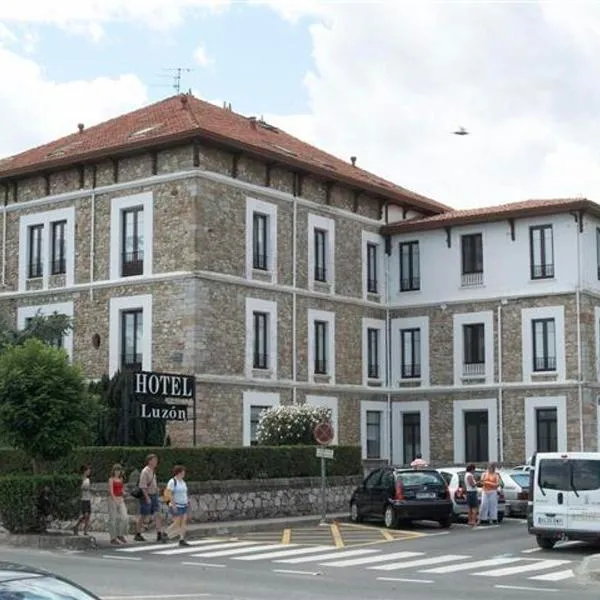 Hotel Luzon, מלון בסן ויסנטה דה לה ברקרה