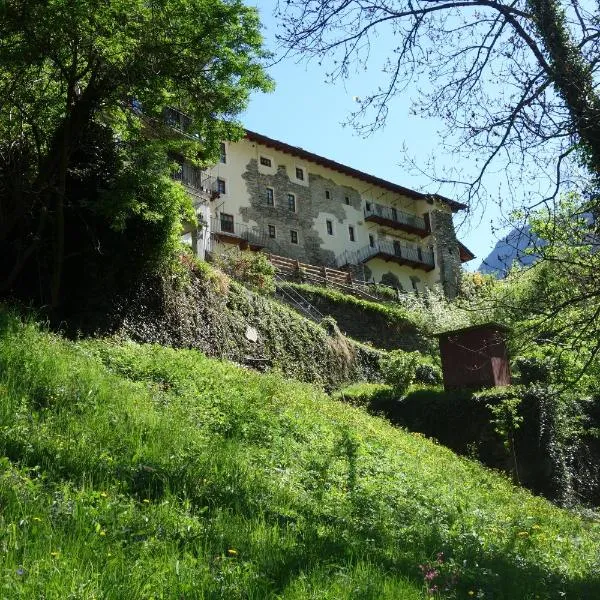 Auberge Lou Créton di Lui Hostel, hotel Pontbosetben