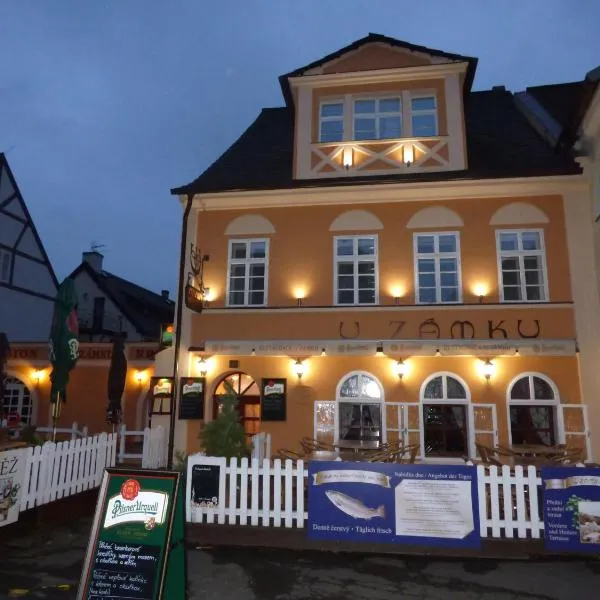 Penzion - Restaurant U Zámku, hotel di Bečov nad Teplou