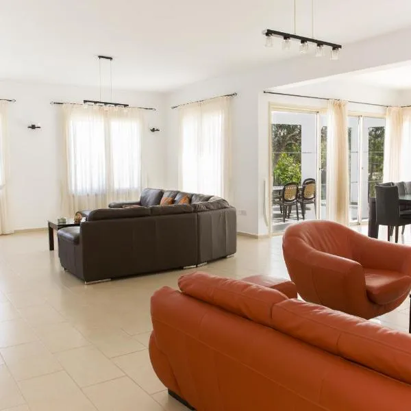 Eliofos Luxury Villa, hotel Póli Hriszohúszban