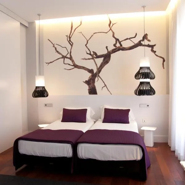 Khu Hotel, hotel sa Granada