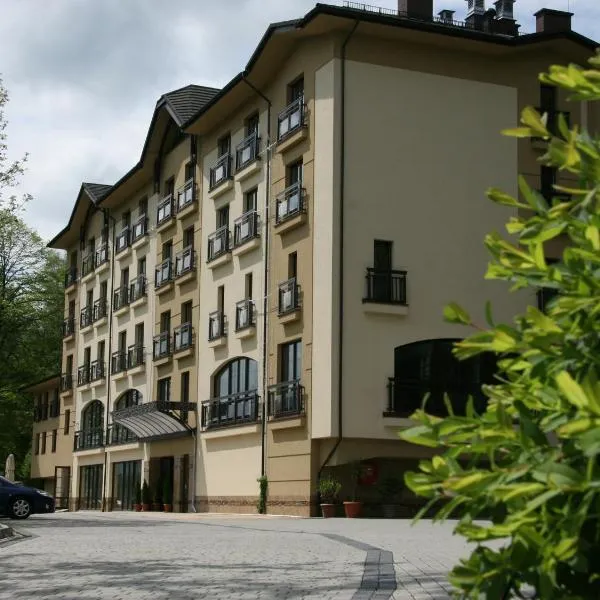 Hotel Elbrus Spa & Wellness – hotel w mieście Ostre