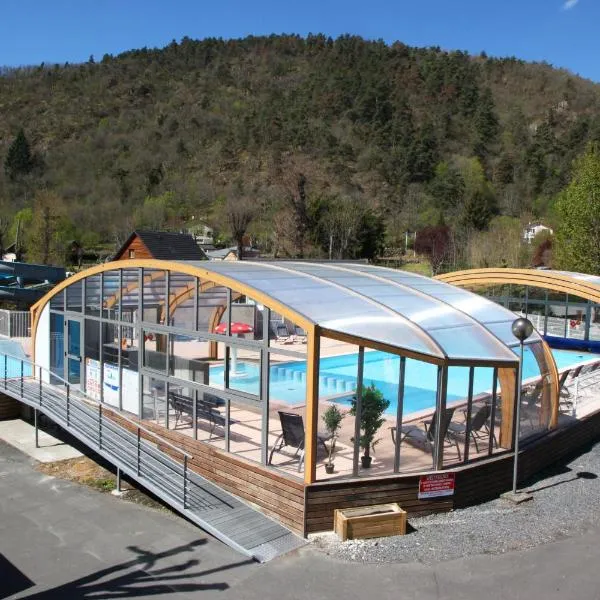 Camping La Clé des Champs, hôtel à Saint-Nectaire