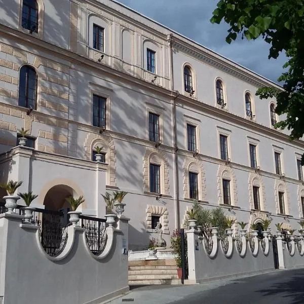 Palazzo Moraschi Subiaco, hotel in Cervara di Roma