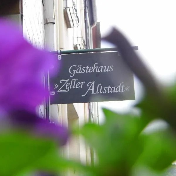 Gästehaus Zeller Altstadt: Zell an der Mosel şehrinde bir otel