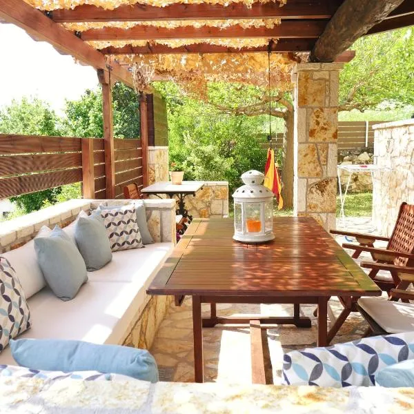Villa Victoria Boutique Apartments, hotel u Sivoti