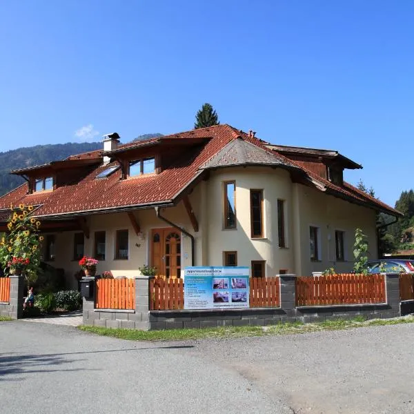 Appartementhaus Sabine, hotel em Kötschach-Mauthen