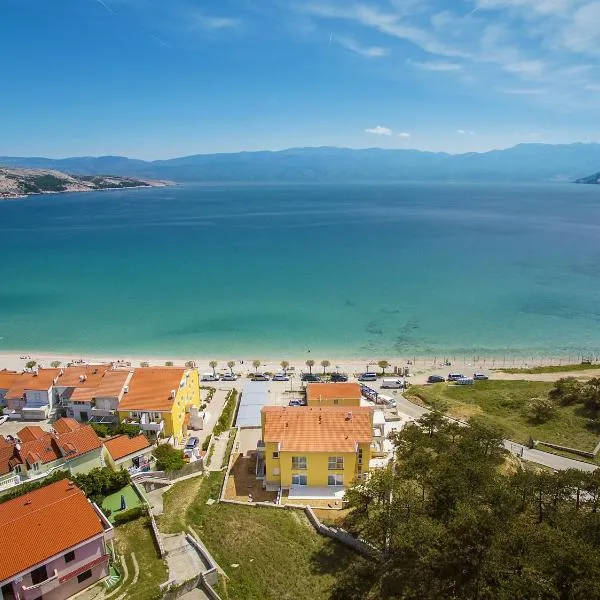 Apartments Capic Niko, hotel u gradu Baška