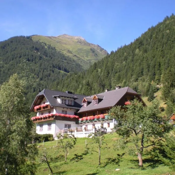 Biobauernhof Spieszschweiger, hotel v destinaci Sankt Nikolai im Sölktal