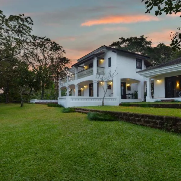 ์ฌ๋ ๊ณ ์์ ์์นํ ํธํ
The Postcard Velha, Goa