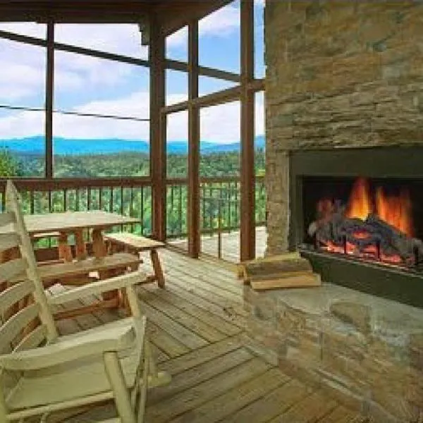 Rocky Top Jewel Cabin, hotel in Park Settlement