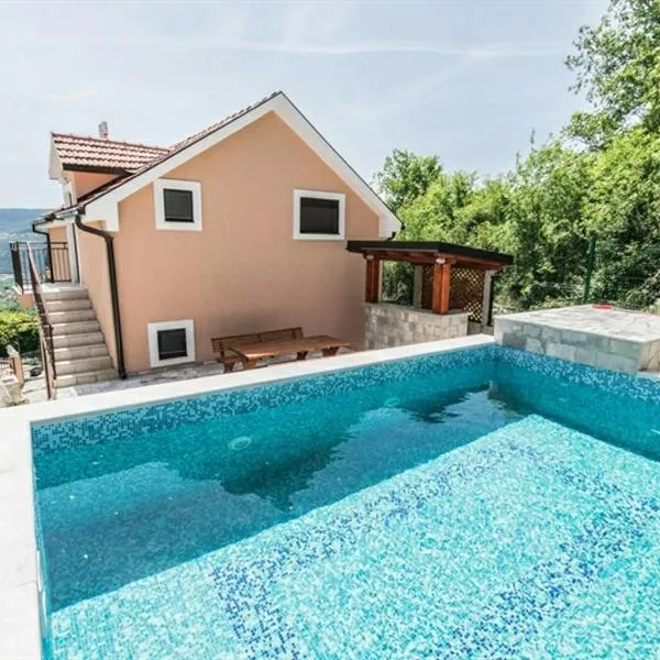Vila Loza, hotel v destinaci Herceg-Novi