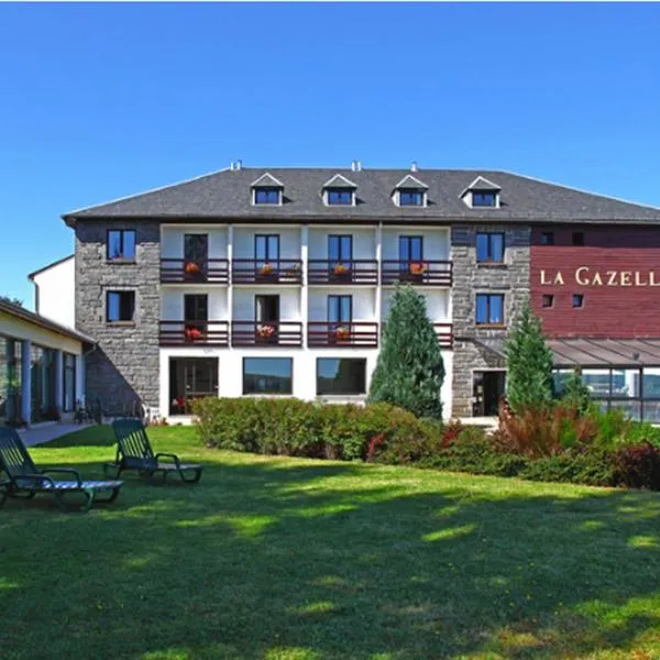 Hotel La Gazelle, hotel in Besse-et-Saint-Anastaise