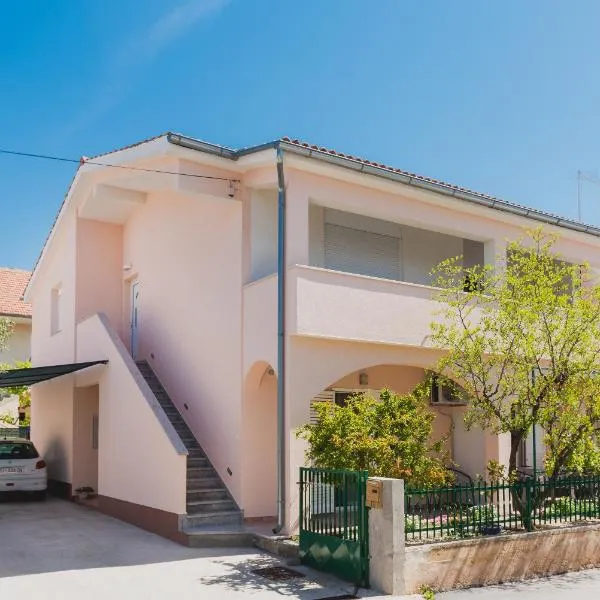 Apartments Matic Vodice, hotel in Vodice