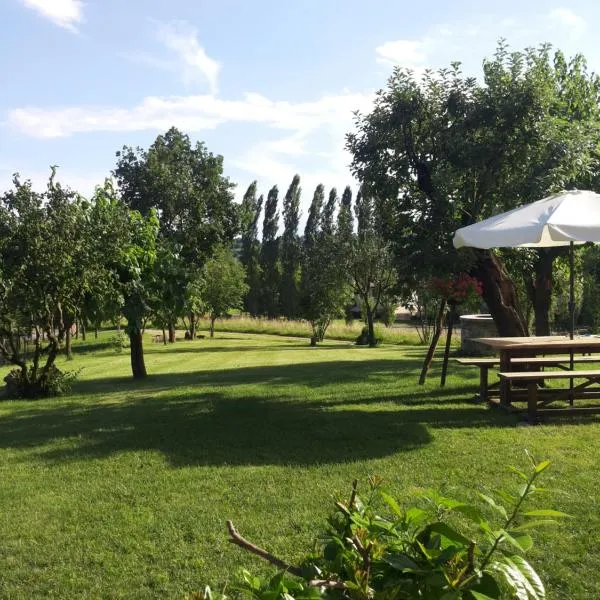 B&B Santa Fosca, hotel v destinaci Pederobba