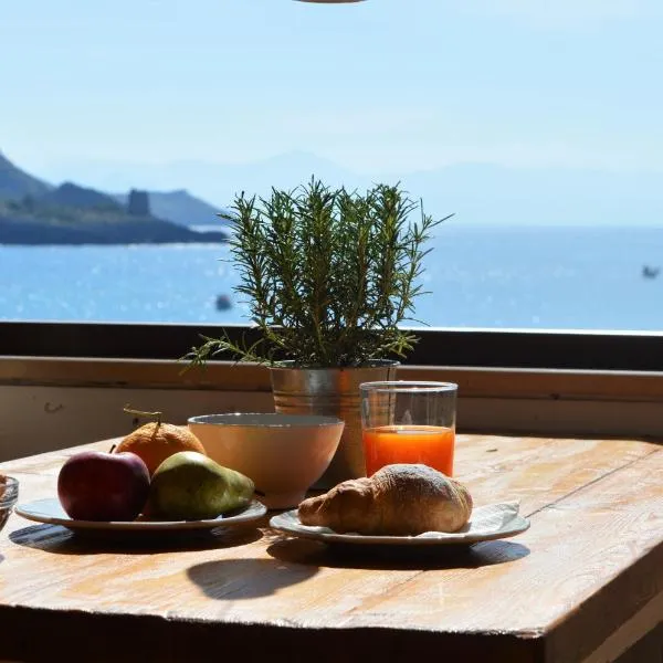 Albergo Tirreno, hotel em Marina di Camerota