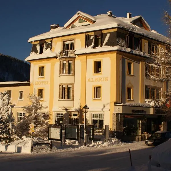 Hotel Albris, hotel in Pontresina