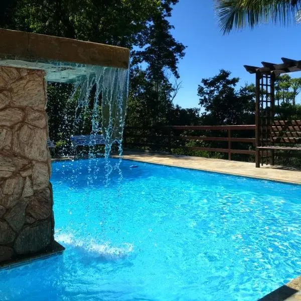 Santa Anna Ecohouse, hotel in Penedo
