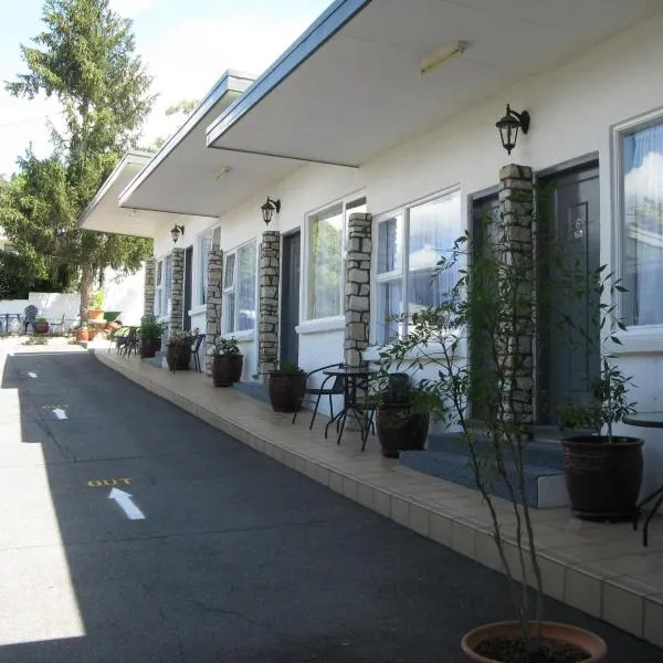 White Manor Motel, hotel i Cooma