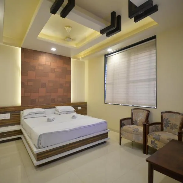 Hotel Radhe Krishna, hotel in Solapur