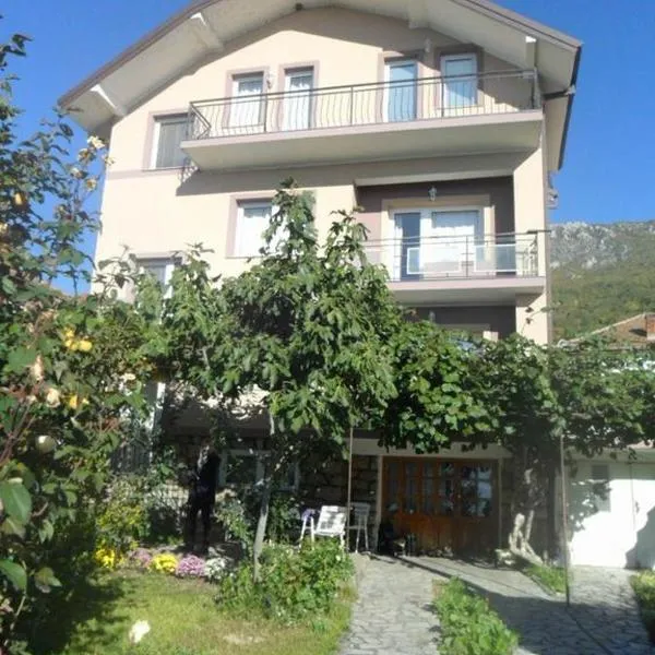 Guesthouse Zimovski, hotel in Peštani