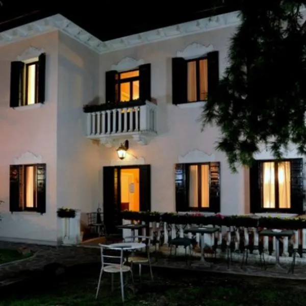Villa Crispi, hotel v Mestre