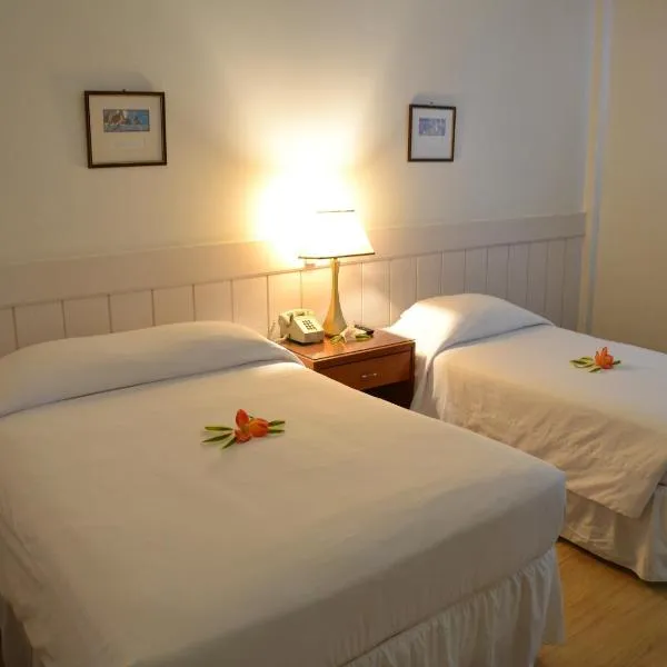 West Plaza Downtown, hotel v destinaci Koror