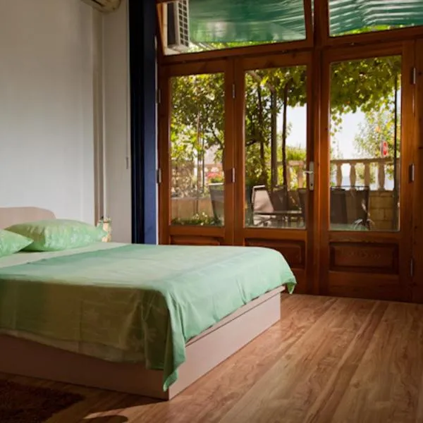 Apartmani Denis Vela, hotel a Podgora