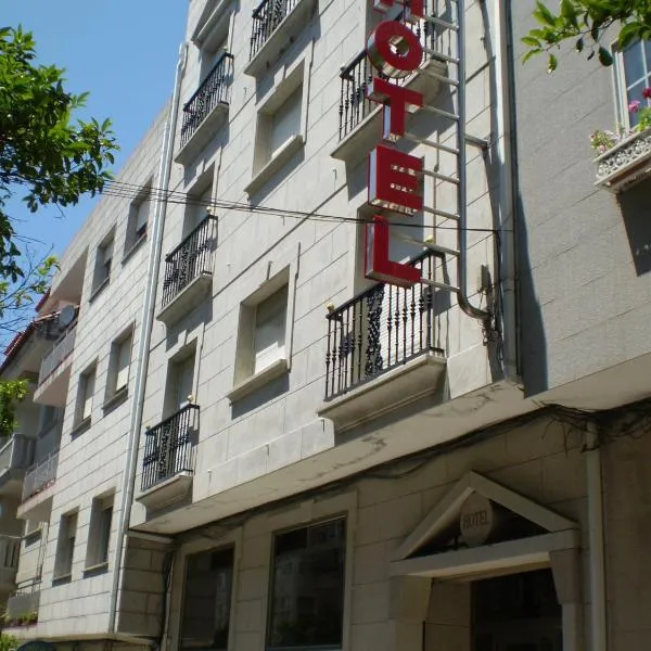 Hotel Europa, hôtel à András