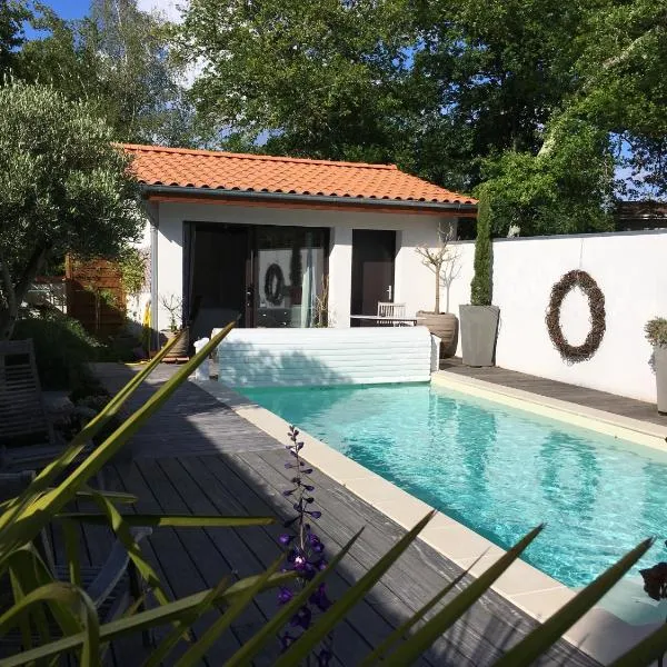 La Casa Bonita, hotel u gradu Martignas-sur-Jalle