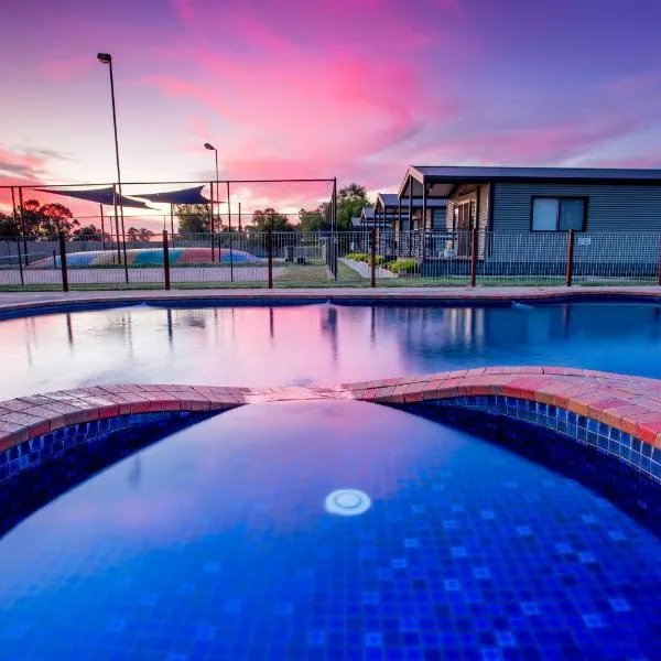 NRMA Yarrawonga Mulwala Holiday Park, готель у місті Малвела