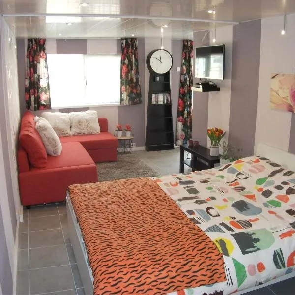 칼란트소그에 위치한 호텔 Studio Callanya