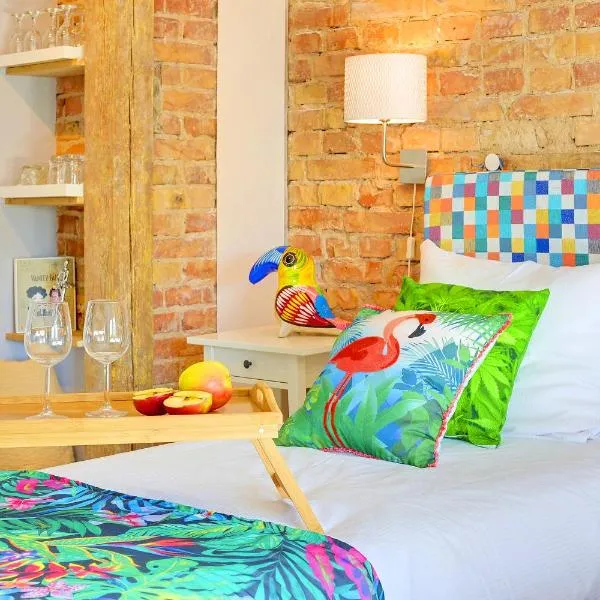 Kamienica Gdynia hotelowe komfortowe łóżka, plaża Orłowo molo, hotell Gdynias