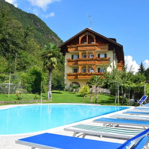 Hotel Tannhof, hotel en Caldaro sulla Strada del Vino